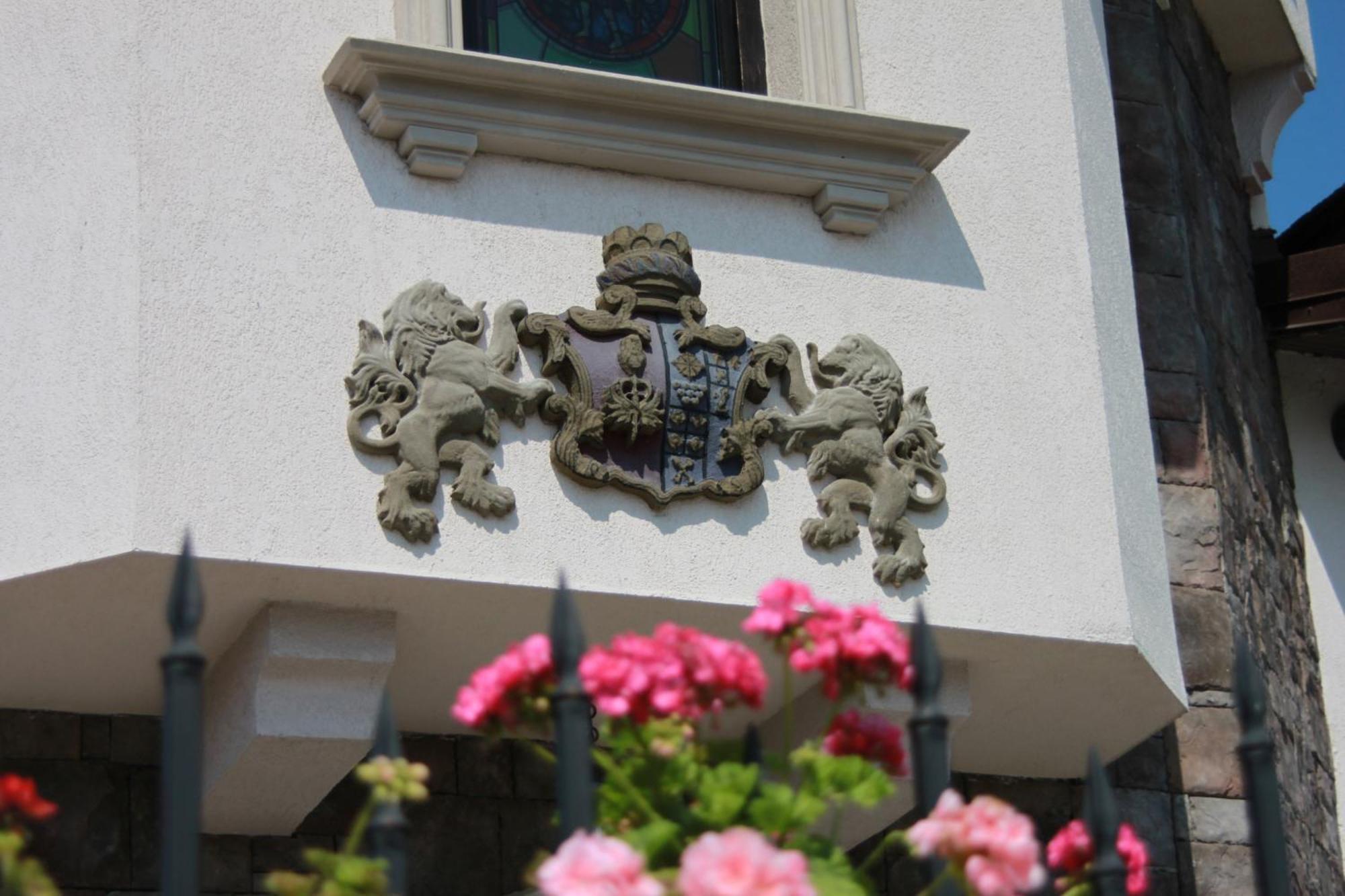 Hotel Lacetate Piteşti Kültér fotó