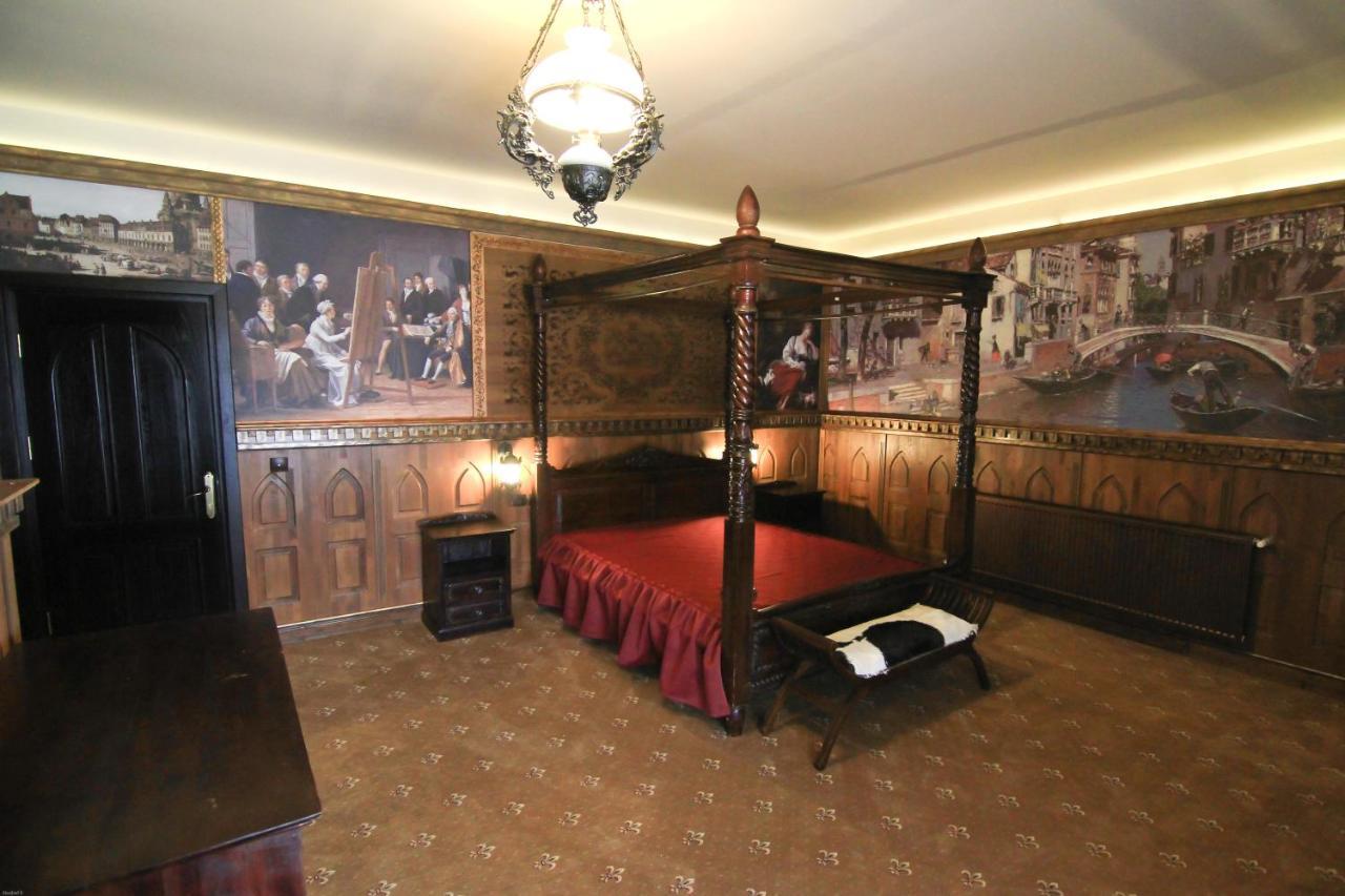 Hotel Lacetate Piteşti Kültér fotó